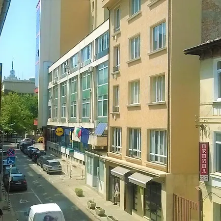 N1 In * София